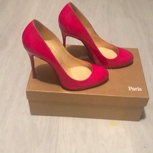 ❌SOLDAuthentic Christian LouboutinsSOLD❌